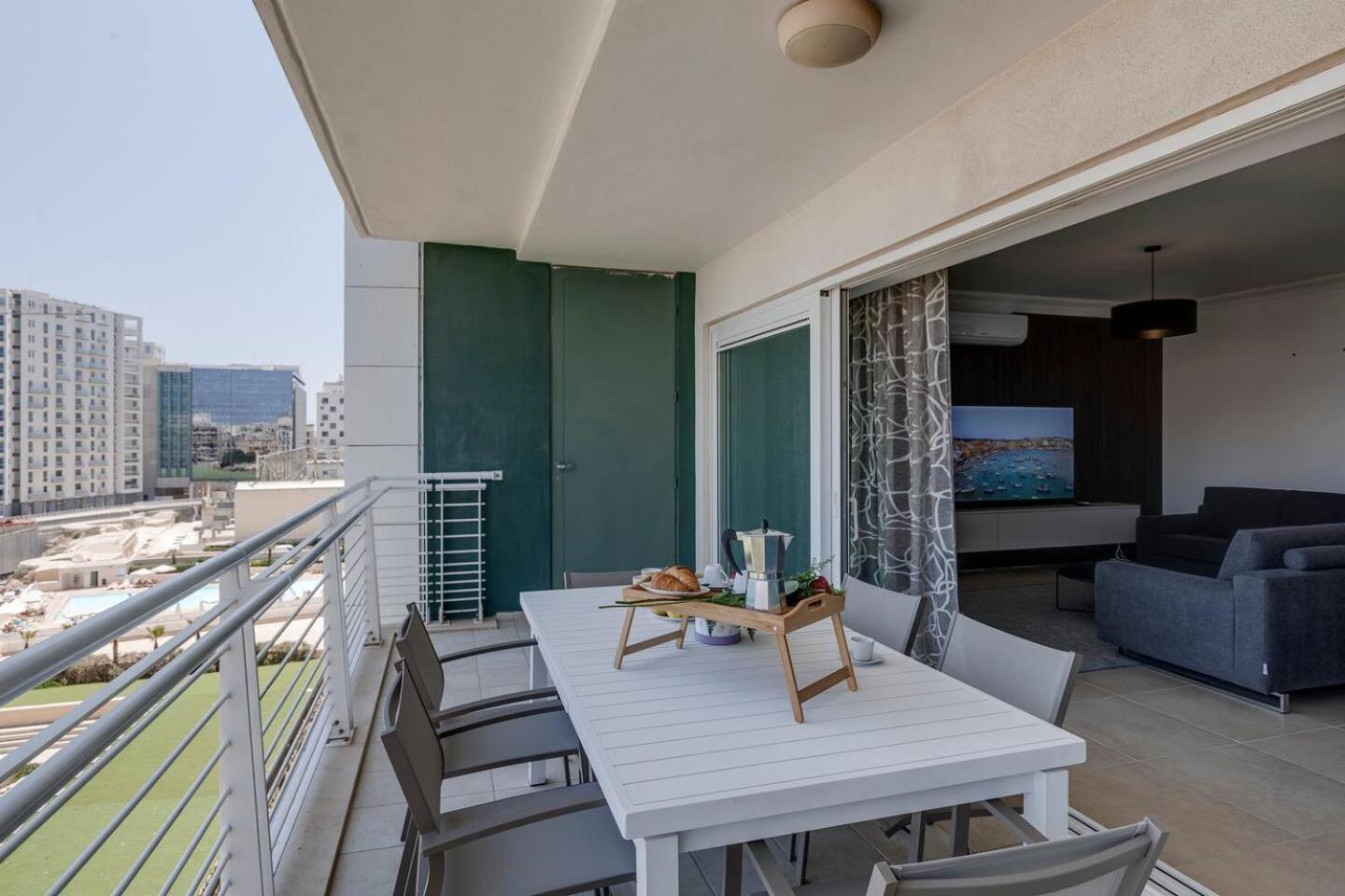 Fort Cambridge Apartments By Homely Sliema Bagian luar foto