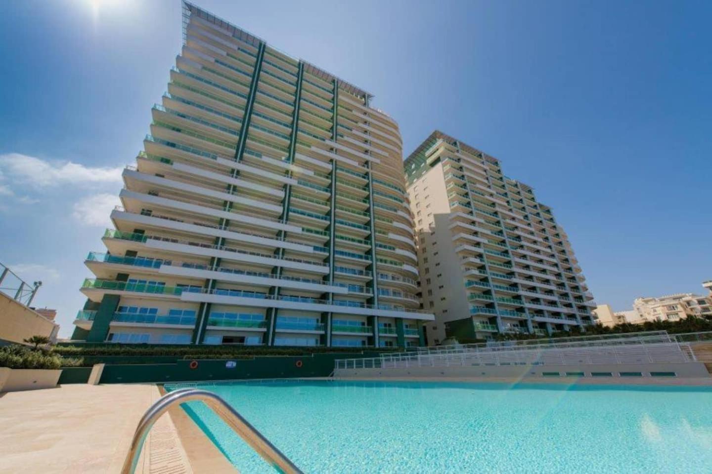 Fort Cambridge Apartments By Homely Sliema Bagian luar foto