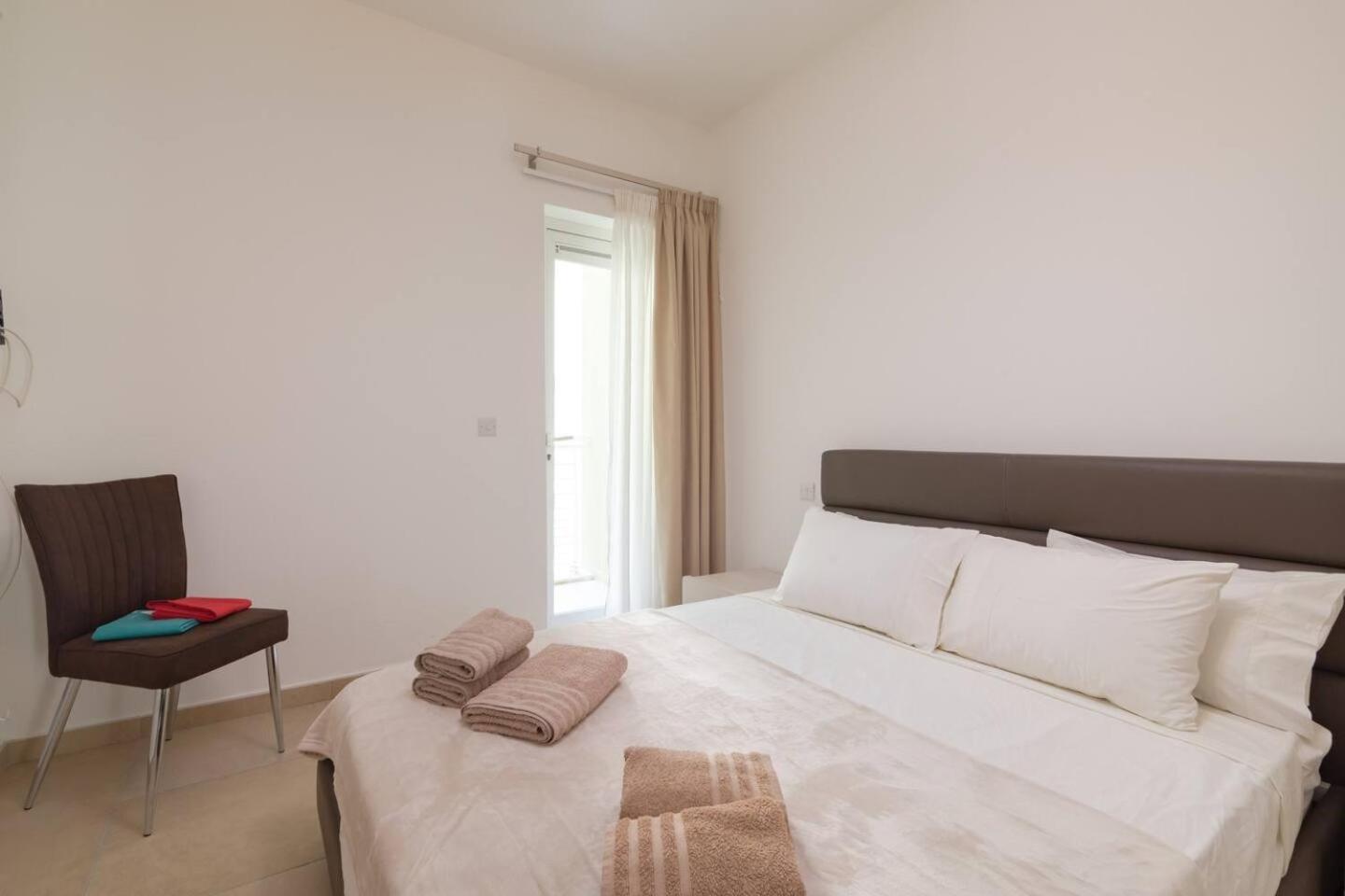 Fort Cambridge Apartments By Homely Sliema Bagian luar foto